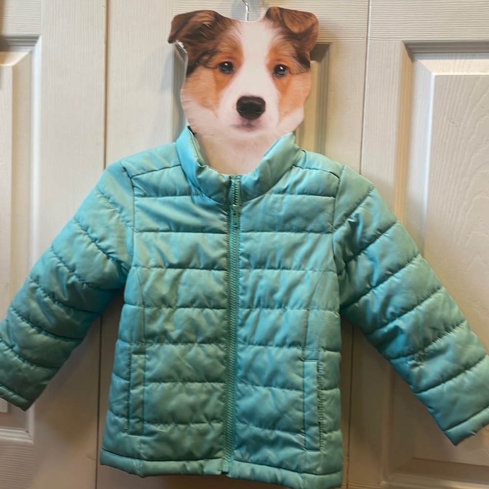 Girls old navy puffer - warm. Waterproof. Cute color